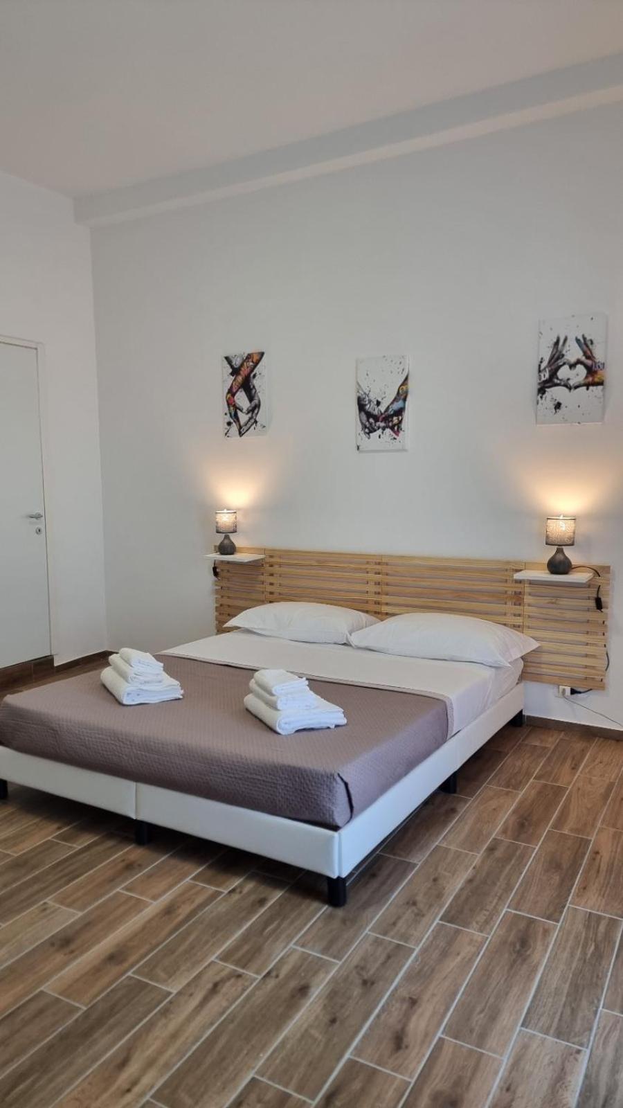 Fly Napoli Bed & Breakfast Exterior photo